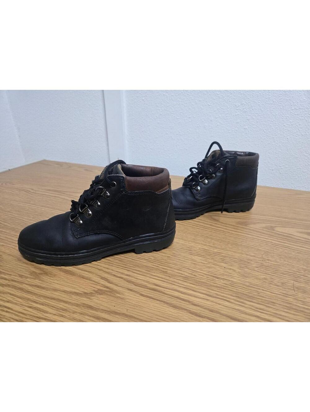 Timberland Women's SZ 5M Dausette Low Chukka Leather Casual Outdoor Hiking Boots